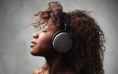 She Connects: Devotional Playlist