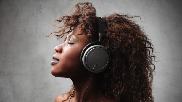 She Connects: Devotional Playlist